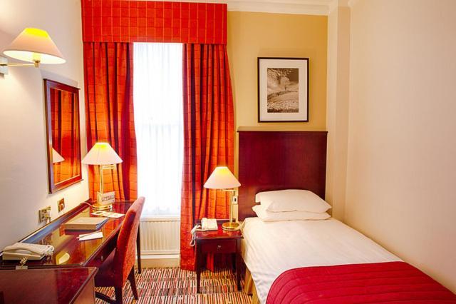 Old Swan Hotel Харрогейт Экстерьер фото